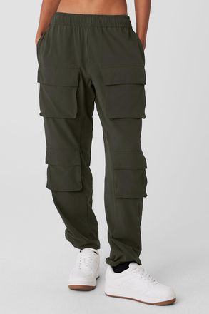 Alo | Cargo Venture Pants in Stealth Green, Size: 2XL
