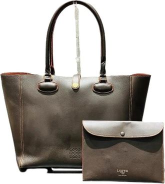 Loewe Pre-owned Tote Bags, female, Brown, Size: ONE SIZE Pre-owned Leo Leather Tote Bag
