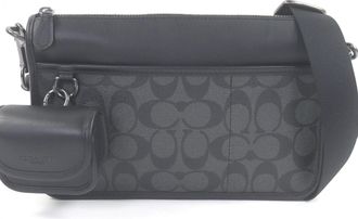 Coach Black Leather Pouch Shoulder Bag (Pre-Owned)