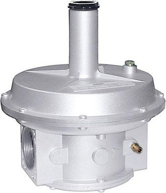 Caleffi Regulador De Cierre Para Gas, Doble Membrana 1 1/4 Caleffi 852007 1 1/4