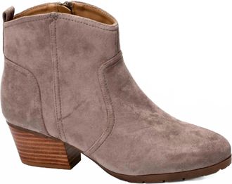 Corkys Footwear Womens Yonder Bootie In Taupe
