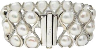 Yvel Pearl, White Gold And Diamond Cuff Size 35