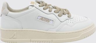 Autry Sneakers Medalist Low in pelle di vitello liscia con punta traforata