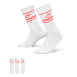 Nike Unisex Nike Sportswear Dri-FIT Everyday Essential Crew Socks (3 Pairs) in White | DX5089-100