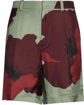 Valentino Garavani BOTTOMWEAR - Shorts & Bermuda Shorts on YOOX.COM