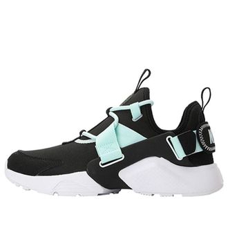Nike (WMNS) Nike Air Huarache City Low Igloo AH6804-010