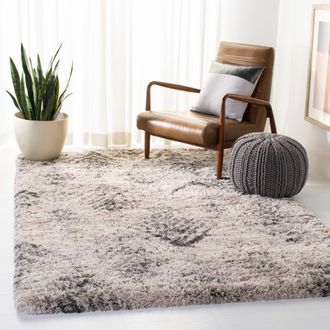 Safavieh Iceland Shag Machine Made Area Rug, Cream / Grey Shag / Flokati Style Easy Care
