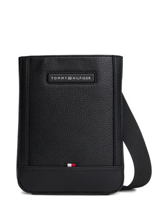 Tommy Hilfiger logo-plaque messenger bag - Black