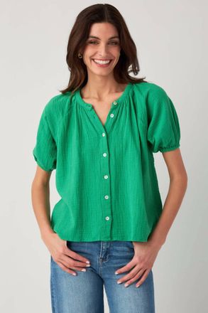 Elan Gauze Short Sleeve Top In Green