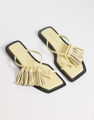 Asos Flit - Sandali premium in pelle color pastinaca con nappe-Giallo