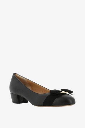 Ferragamo Pumps aus Nappaleder Vara Soft 30