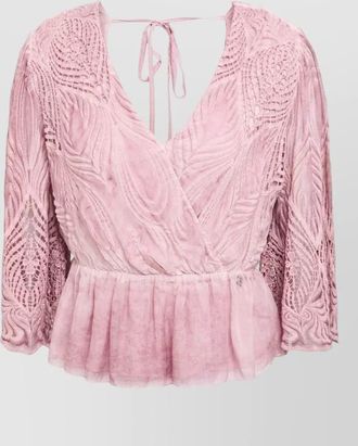 Guess top peplum hem v neckline lace