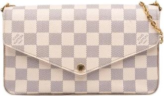Louis Vuitton Pre-owned Clutches, female, White, Size: ONE SIZE Pre-owned Canvas Clutch