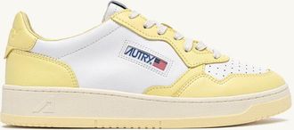 Autry SNEAKERS MEDALIST LOW BICOLOR IN PELLE BIANCA E LEMON MERINGUE