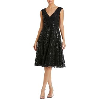 Mac Duggal Baroque Sequined V Neck Cap Sleeve Dress in Black at Nordstrom, Size 2
