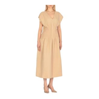 Fabiana Filippi Kleedjes, Dames, Beige, 2Xs, Elegante midi-jurk met V-hals en geplooide taille