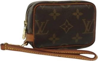 Louis Vuitton Pre-owned Clutches, female, Brown, Size: ONE SIZE Pre-owned Canvas pouches