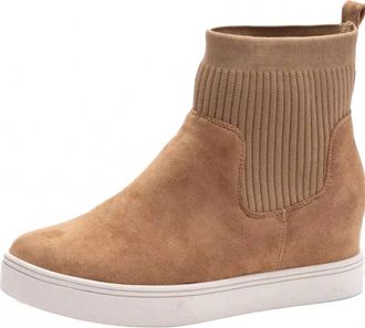 Corkys Footwear Womens Sweater Weather Bootie In Camel