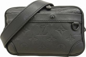 Louis Vuitton Black Shoulder Bag (Pre-Owned)