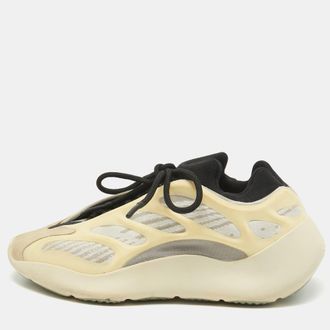 adidas Two Tone Mesh and Rubber Yeezy 700 V3 Azael Sneakers Size 39 1/3