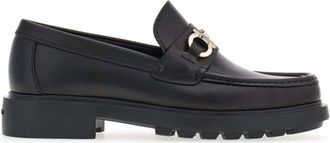 Ferragamo Gancini-plaque leather loafers - men - CALFSKIN/CALFSKIN/Goat Skin - 8.5EEE - Black