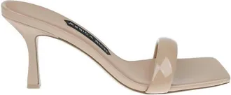 Jessica Rich Womens Veronika Mule In Nude
