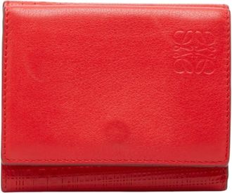 Loewe Red Color Leather Wallet (Tri-Fold) (Pre-Owned)