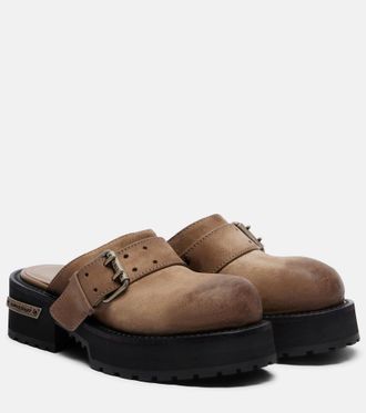 Balenciaga Venom leather mules