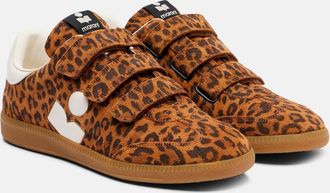 Isabel Marant Sneakers Beth in suede con stampa