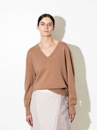 Pure Cashmere Oversized V-Neck Sweater In Camel