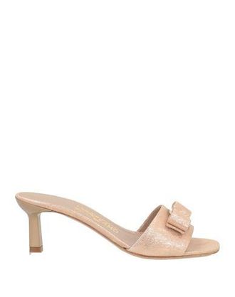 Ferragamo SCHUHE - Sandalen auf YOOX.COM