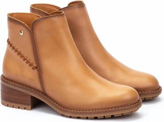 Pikolinos Womens Medina 8871 Boots In Vanilla