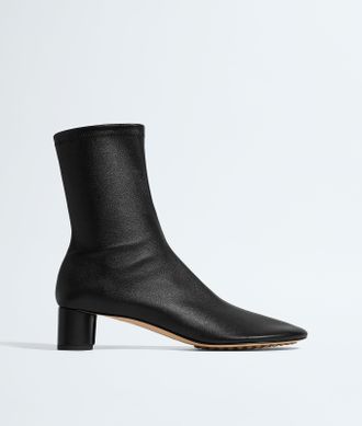Bottega Veneta Cherry Ankle Boot - Black - Women - 10