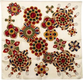 Chanel Pre-owned Scarves, female, White, Size: ONE SIZE Pre-owned Vintage Silk Scarf