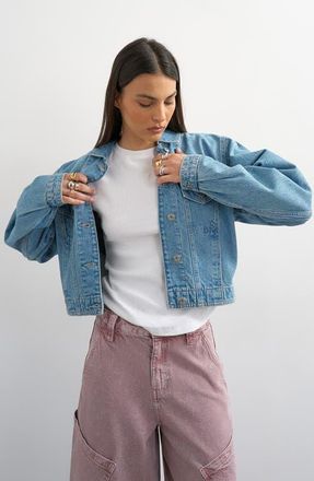 Topshop Cropped Padded Denim Jacket in Lblue at Nordstrom, Size X-Small