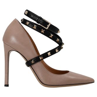 Valentino Valentino Garavani pumps met studs in beige leer