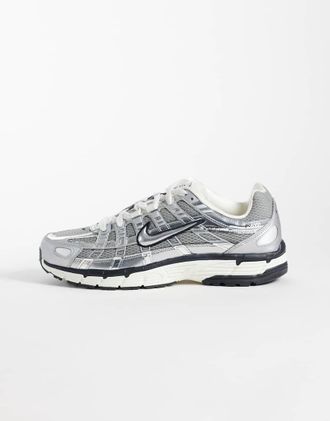 Nike P-6000 sneakers in argento metallizzato