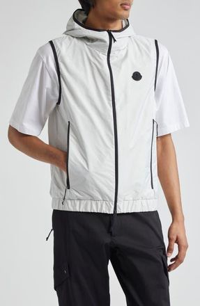 Moncler Vallese Water Repellent Hooded Vest in Grey at Nordstrom, Size 3