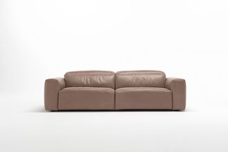 Egoitaliano 2,5-Sitzer »Beverly, Designsofa mit erstklassigem Sitzkomfort und tollen Details« Breite 242 cm, verstellbare Kopfteile