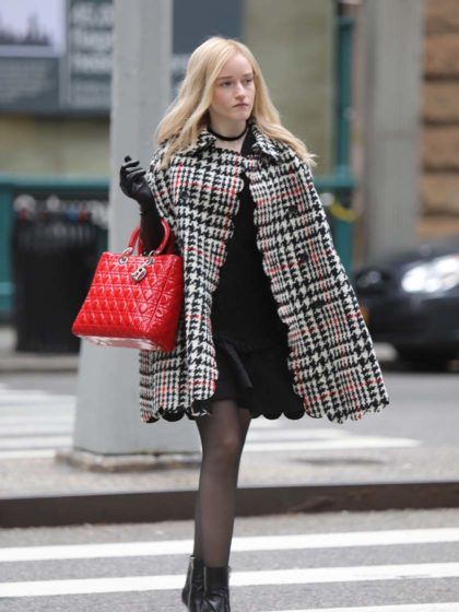 Inventing Anna: come “rubare” il look della truffatrice più cool