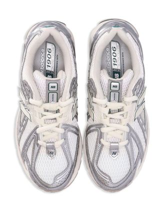 New Balance Sneakers - white