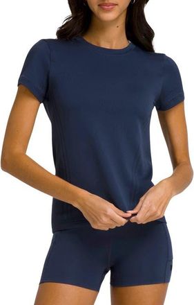 Wilson Pro Seamless T-Shirt in Classic Navy at Nordstrom, Size X-Small