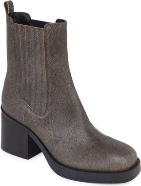 Kenneth Cole Jet Chelsea Boot in Antique Gold at Nordstrom Rack, Size 5.5