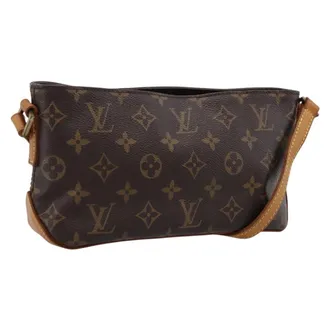 Louis Vuitton Trotteur Monogram Canvas Brown Canvas Handbag (Pre-Owned)