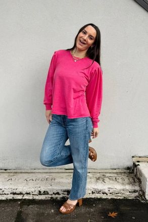 Mod-o-doc Long Sleeve Pleated Sleeve Sweatshirt In Fruit Punch