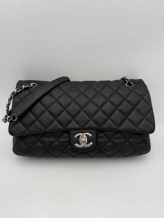 Chanel CHANEL Timeless Classique ZIP FLAP BAG Womens Handbag (Pre-Owned)