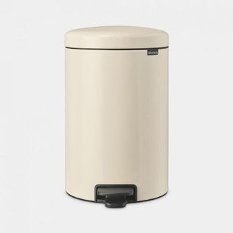 Brabantia Newicon Cubo De Pedal 20l - Papelera Mediana Para Cocina O Dormitorio - Tapa De Cierre Suave - Funcionamiento Con Pedal Ligero - Cubo Interior Extra&iacute;b