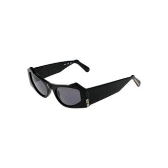 GCDS Cat Eye Sunglasses with UV Protection