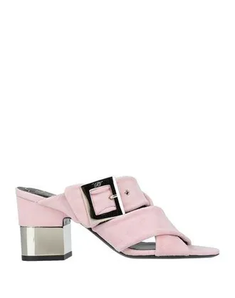 Roger Vivier: Pink Shoes now up to −83% | Stylight