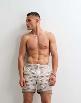B&eacute;lier Pantaloncini da bagno color caffellatte con stampa di emblema-Marrone
